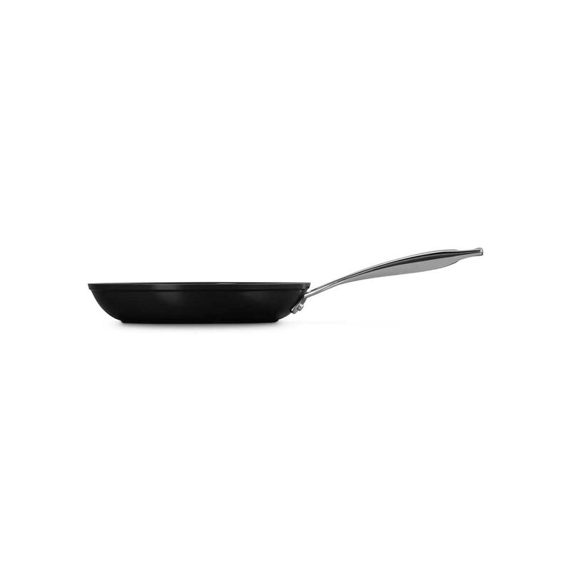 Le Creuset Non-Stick Ceramic Frying Pan 24cm image number 2